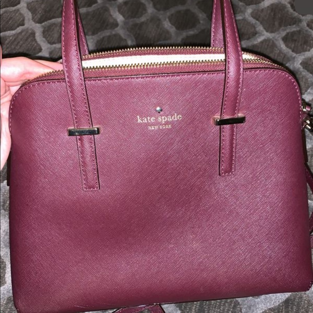 Bag with detachable handle